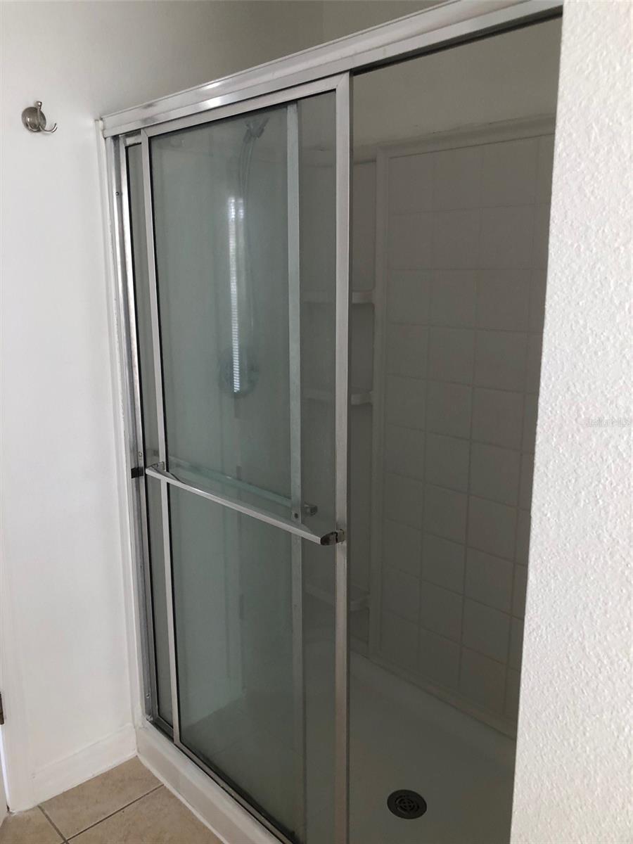 CARTER GLEN CONDO PH 2 - Residential