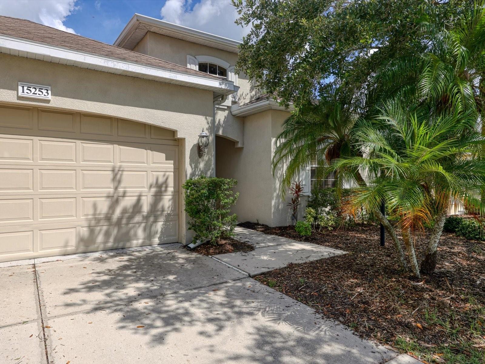 15253 BLUE FISH CIRCLE