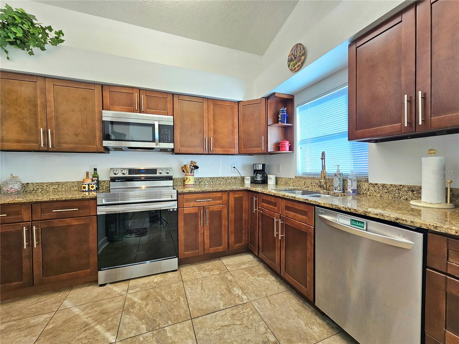 HEATHER LAKES UNIT XXII PH - Residential