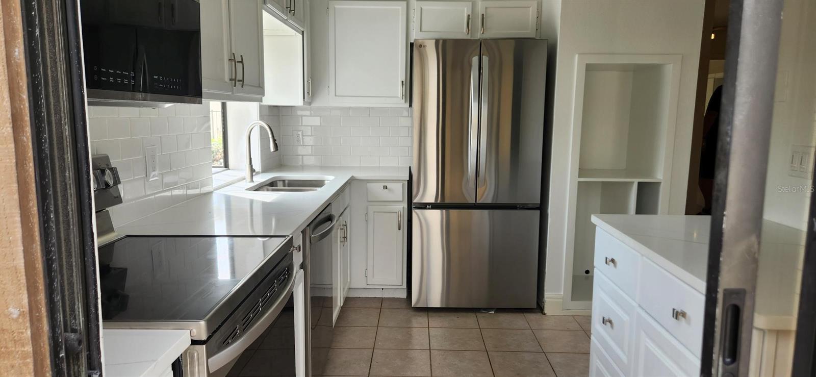 3466 BEEKMAN PLACE 36
