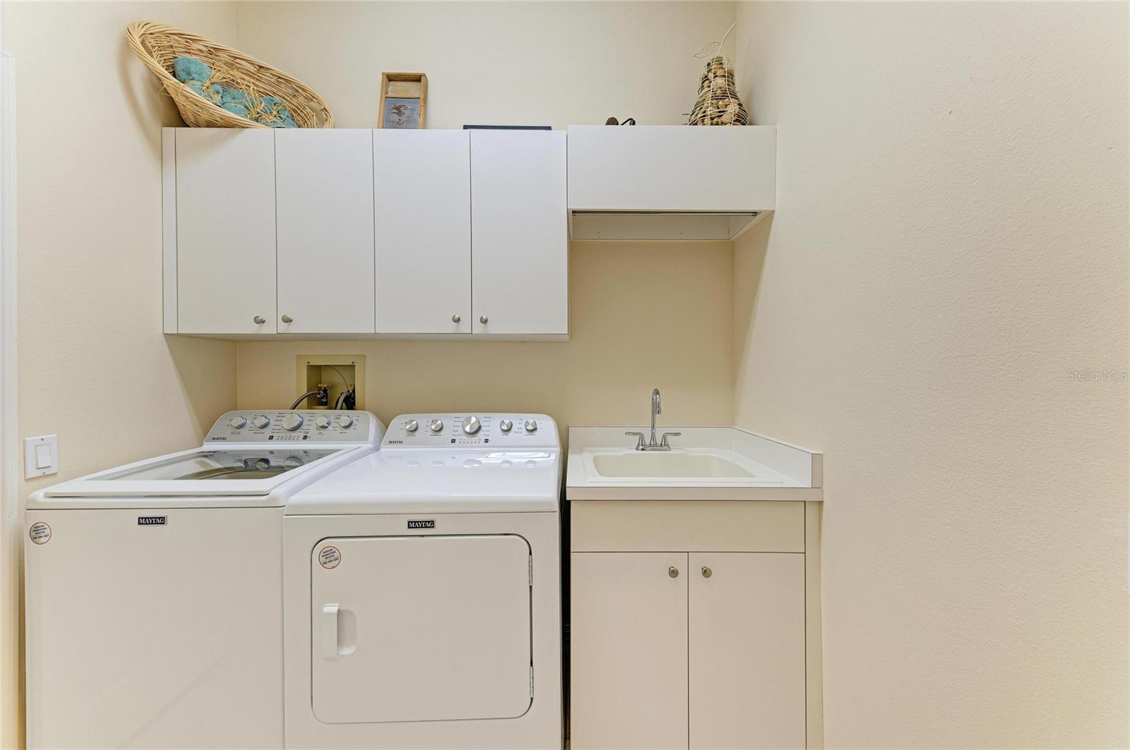 EDGEWATER VILLAGE SUBPHASE B - Residential