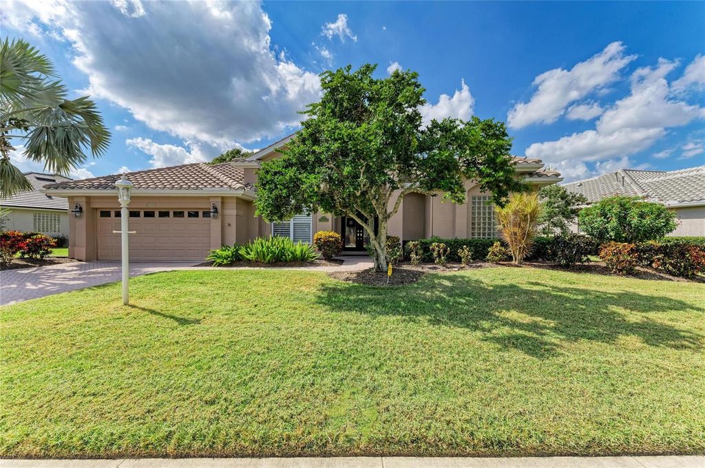 Photo of 8122 Waterview Boulevard, Lakewood Ranch, FL 34202 (MLS # A4668053)