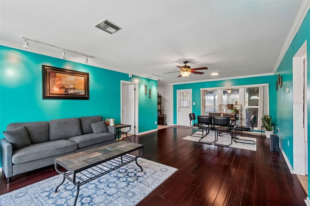 Photo of 4519 S Cooper Place, Tampa, FL 33611 (MLS # TB8492181)