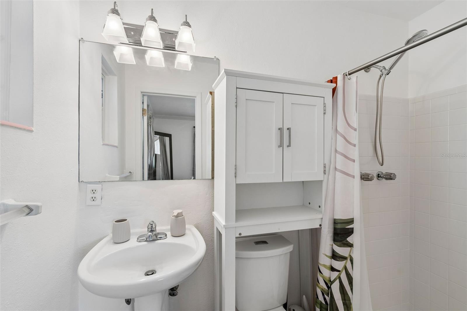 GUERNSEY ESTATES - Residential