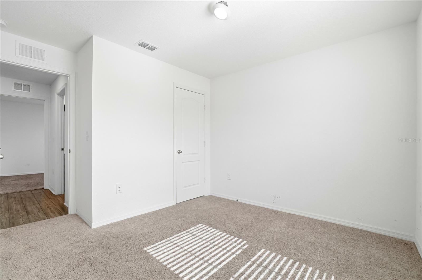 RIDGE/SWAN LAKE - Residential