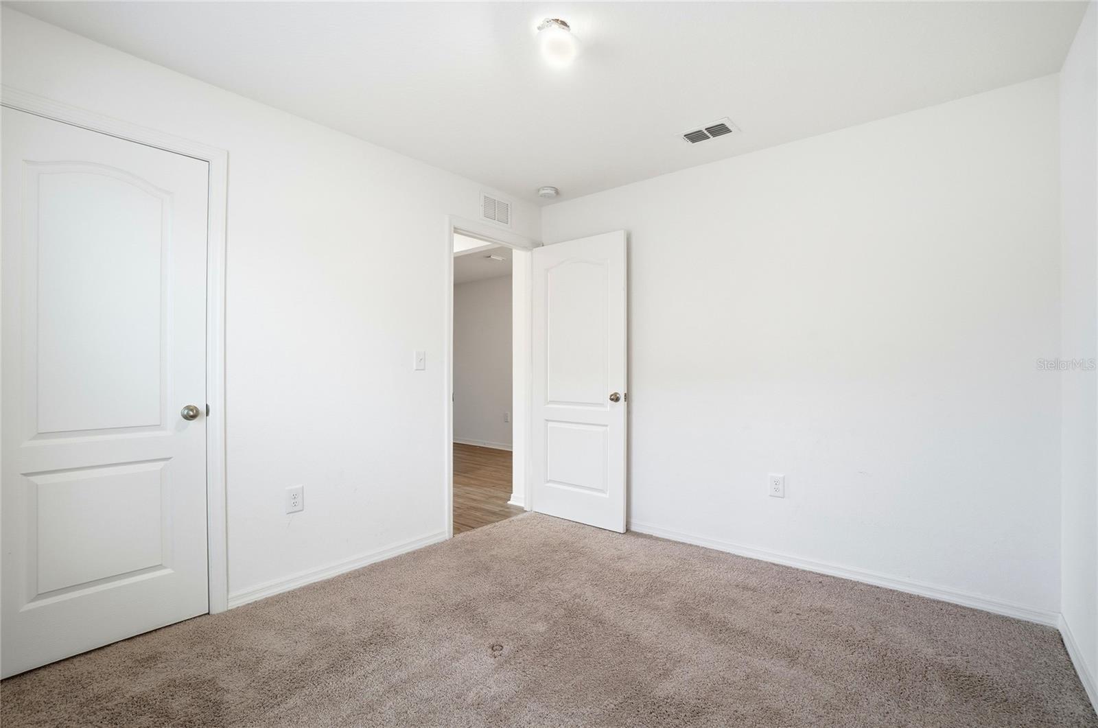 RIDGE/SWAN LAKE - Residential