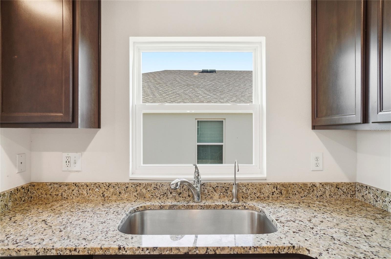 RIDGE/SWAN LAKE - Residential