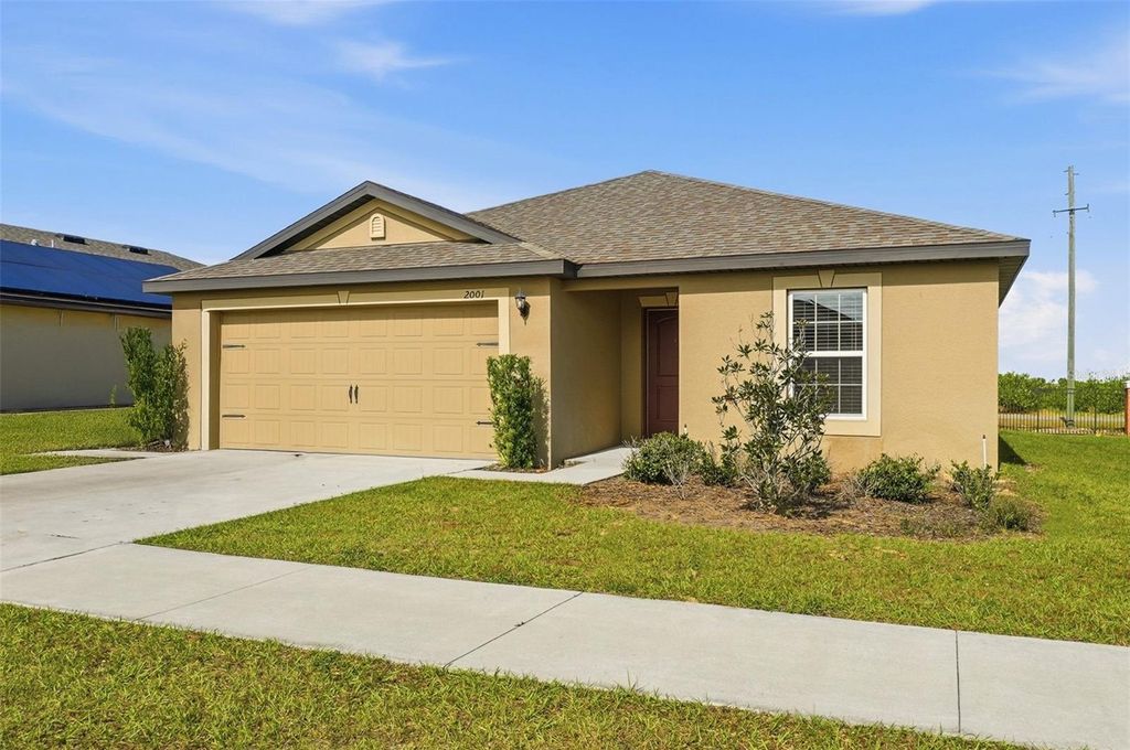 Photo of 2001 Amber Sweet Circle, Dundee, FL 33838 (MLS # L4957528)