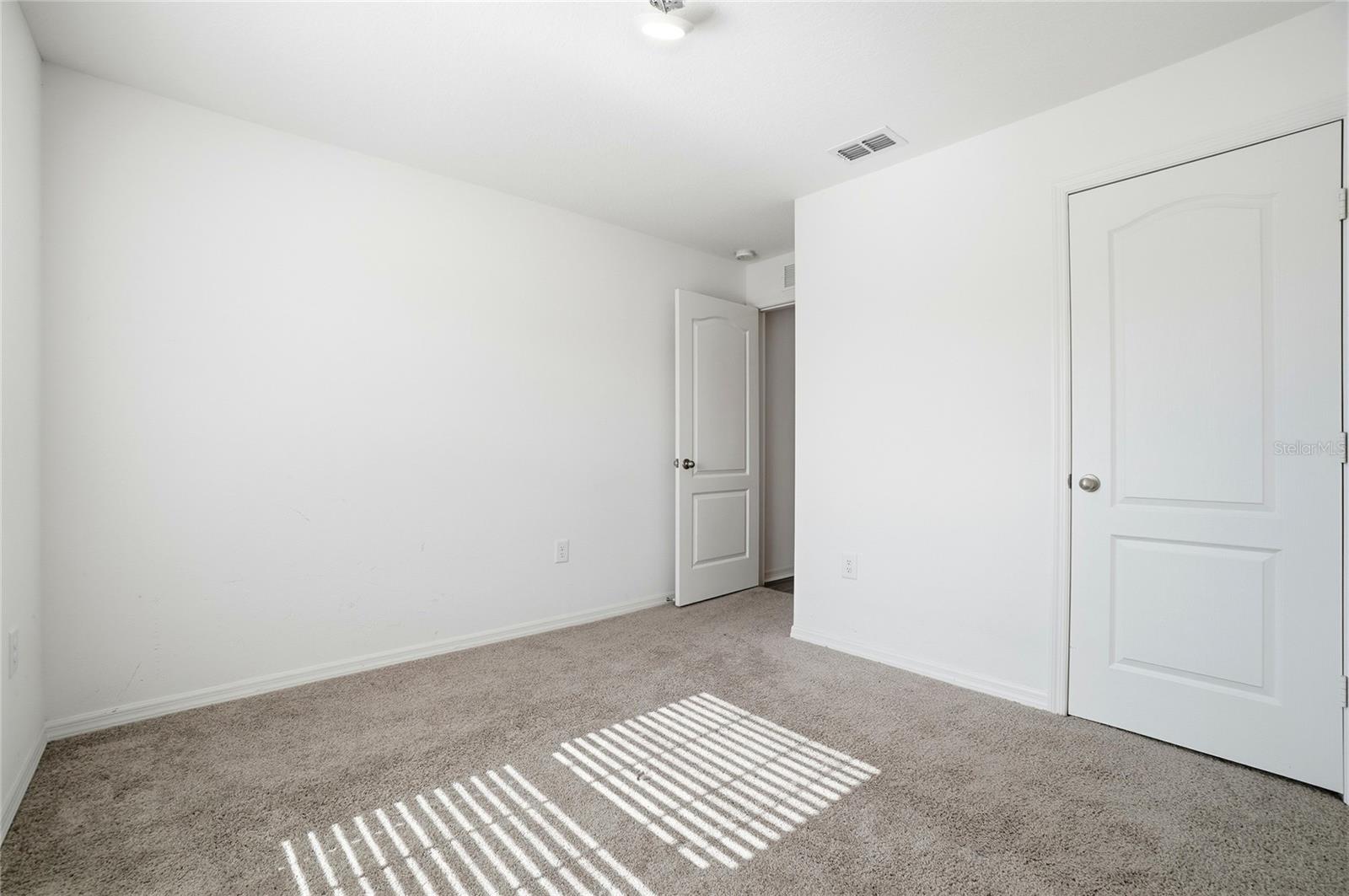 RIDGE/SWAN LAKE - Residential