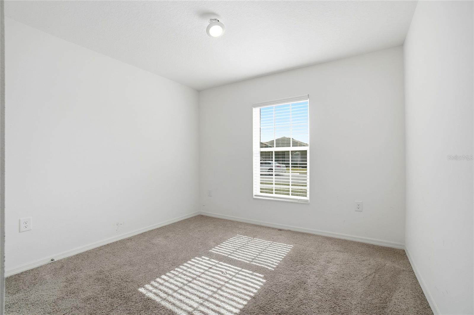 RIDGE/SWAN LAKE - Residential