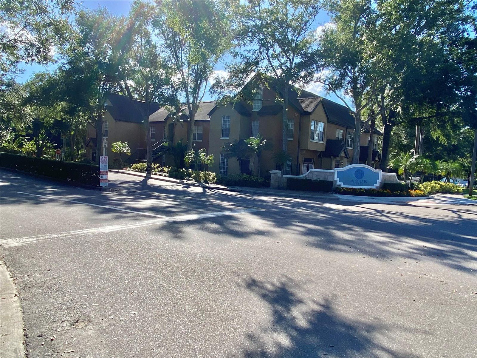 AZUR/METROWEST - Residential