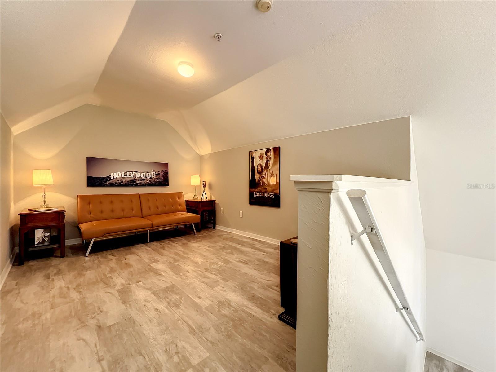 AZUR/METROWEST - Residential