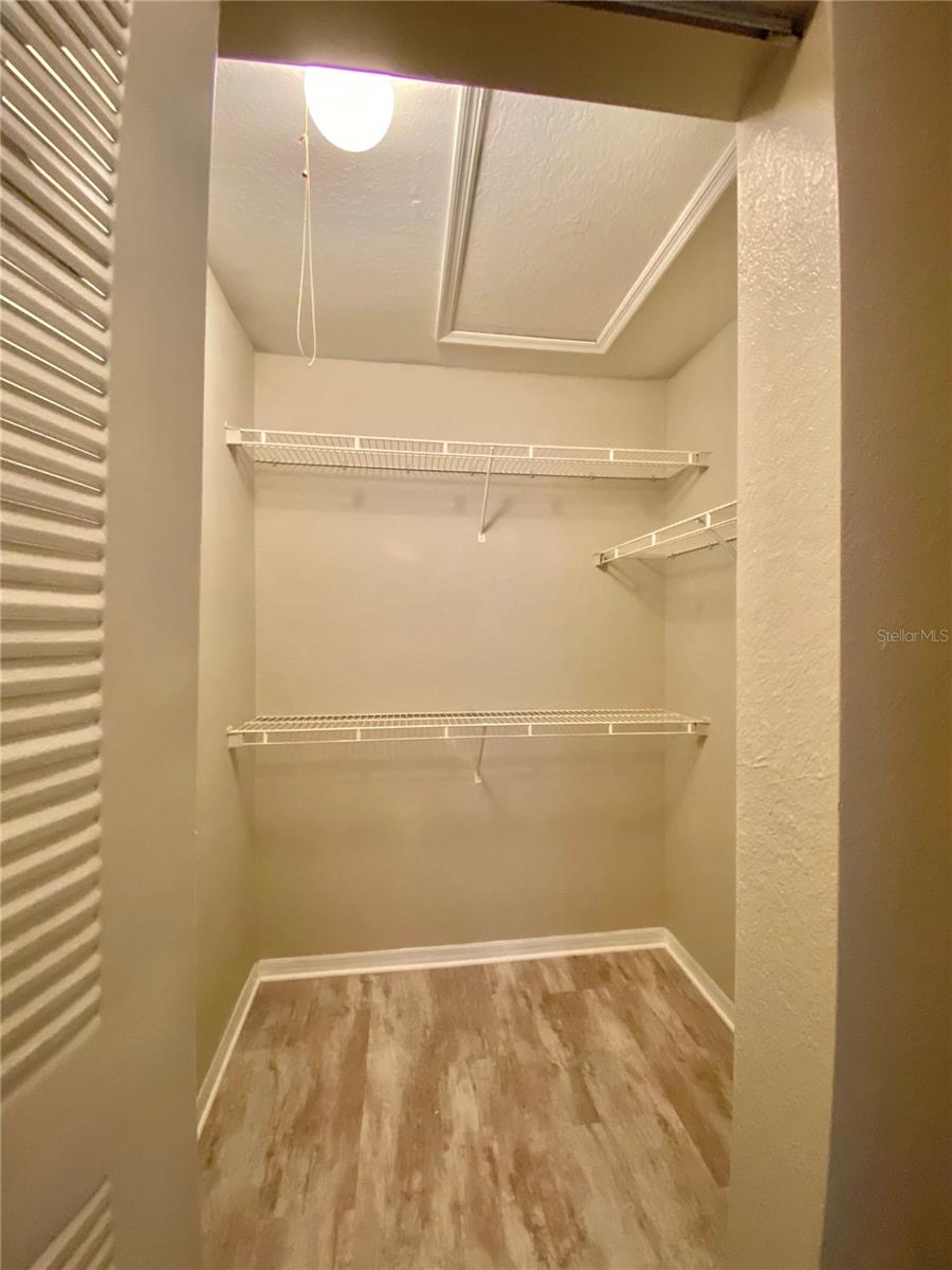 AZUR/METROWEST - Residential