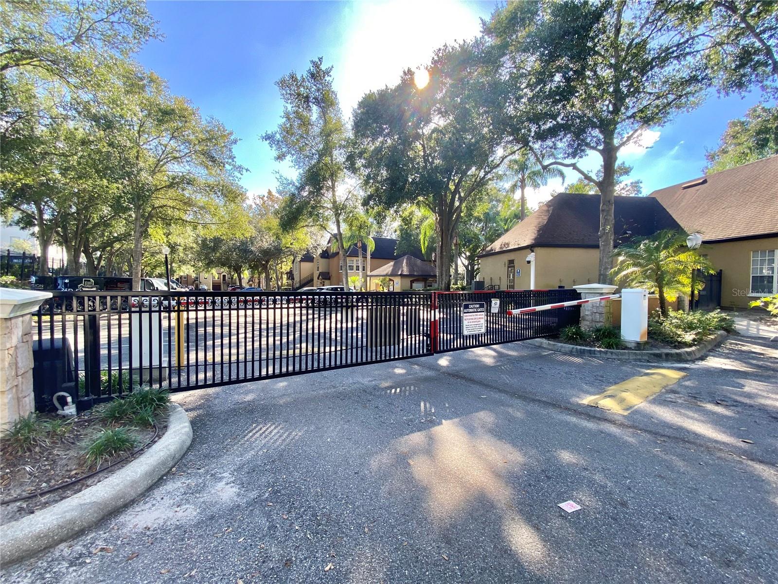 AZUR/METROWEST - Residential