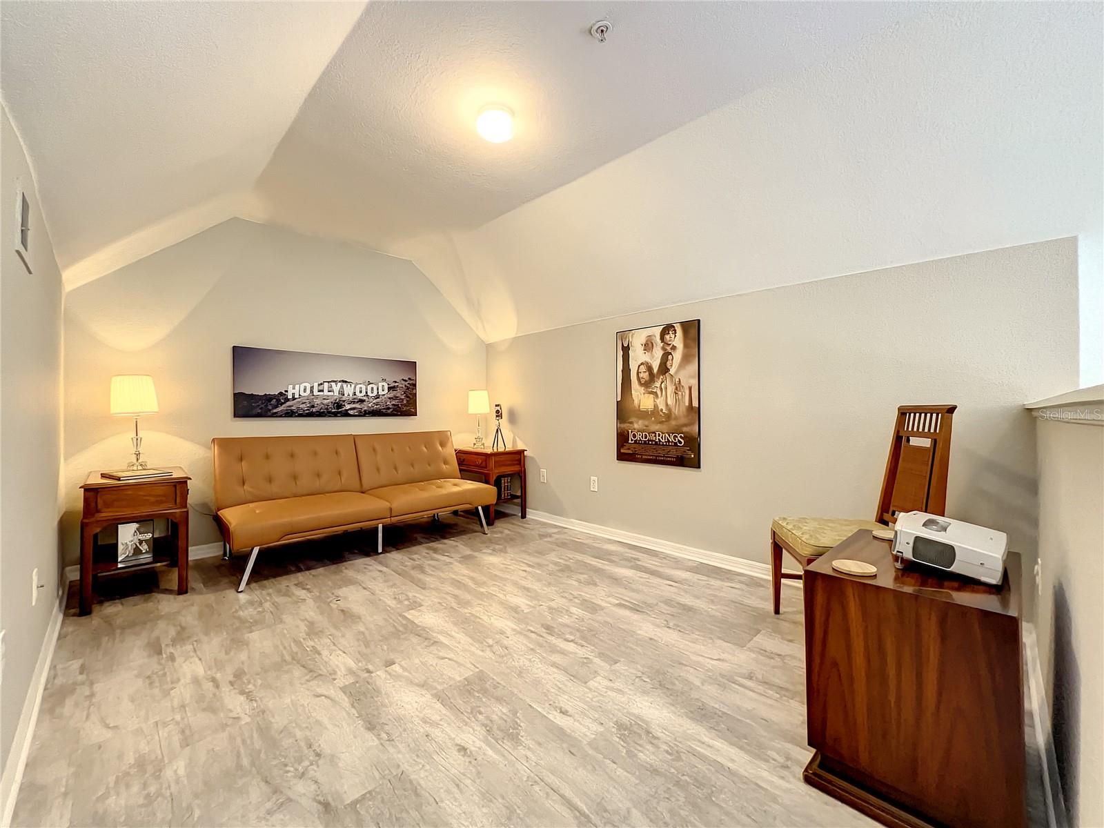 AZUR/METROWEST - Residential