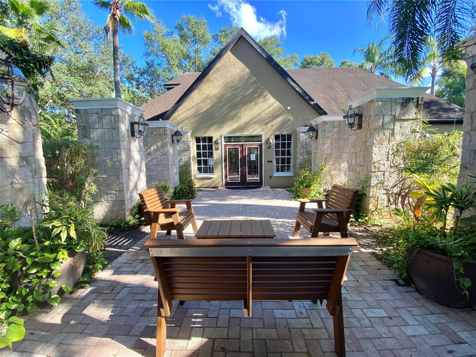 AZUR/METROWEST - Residential