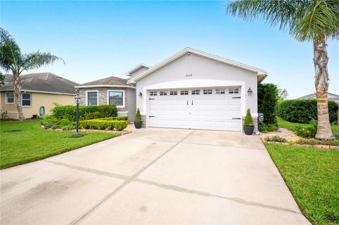 A home in LAKELAND