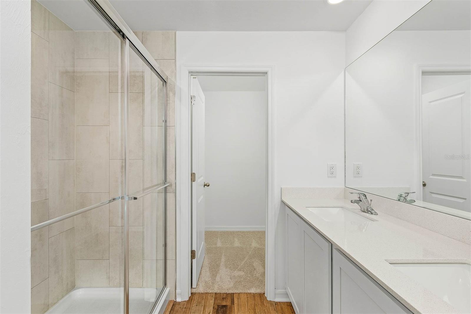5461 KEMPSON LANE