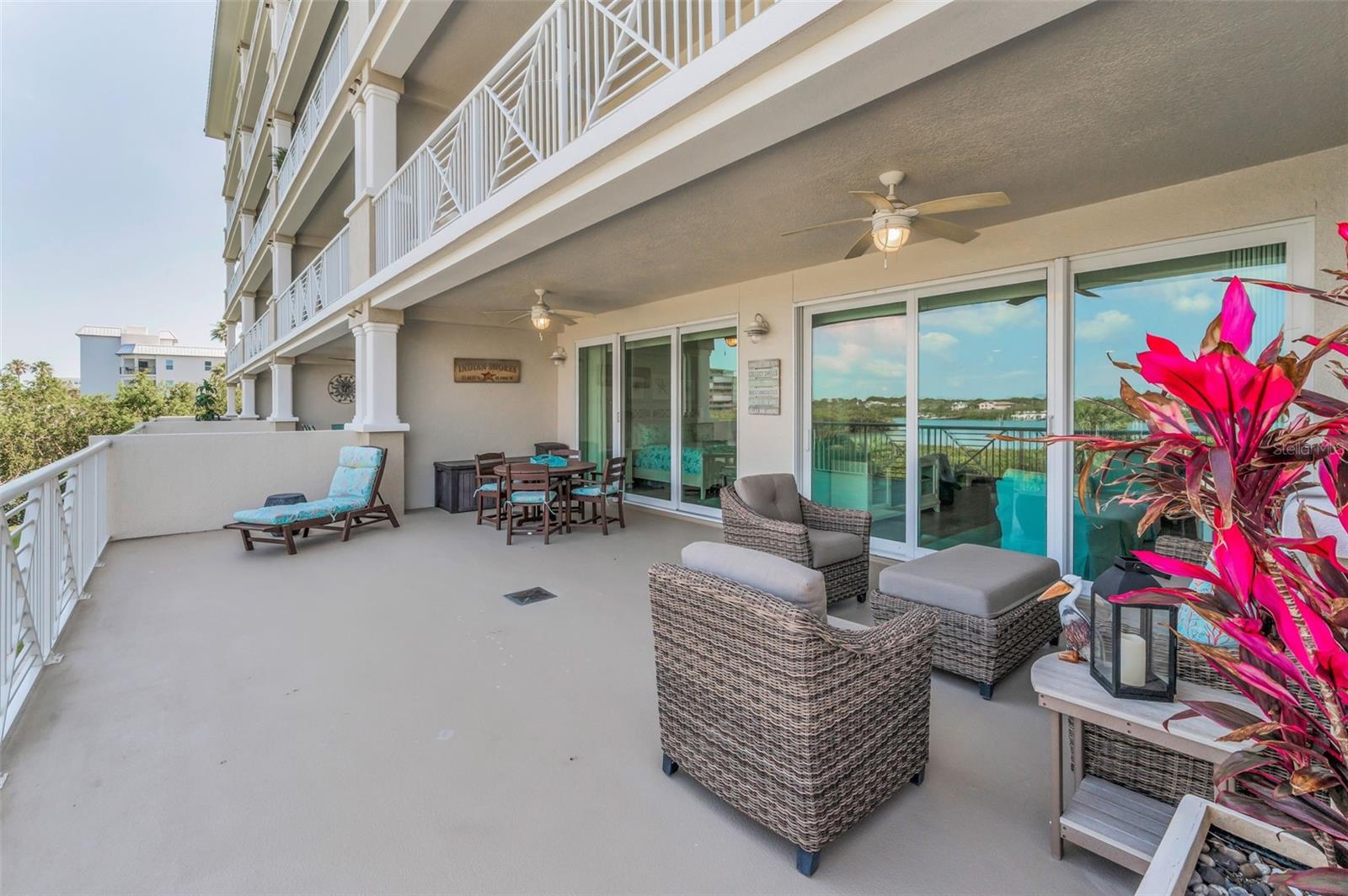 DOLPHIN KEY CONDO - Residential