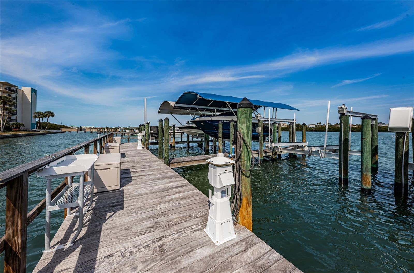 DOLPHIN KEY CONDO - Residential