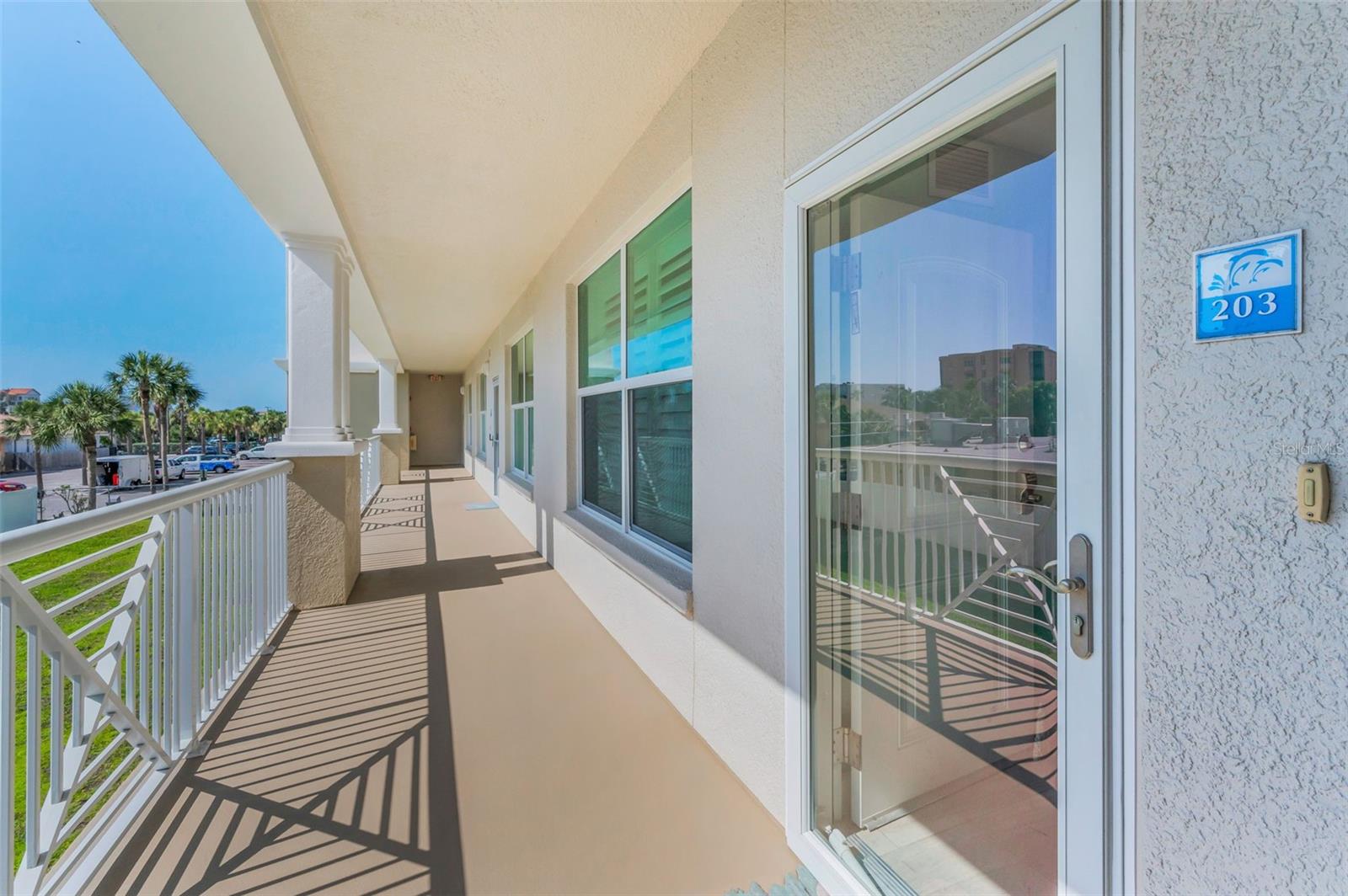 DOLPHIN KEY CONDO - Residential