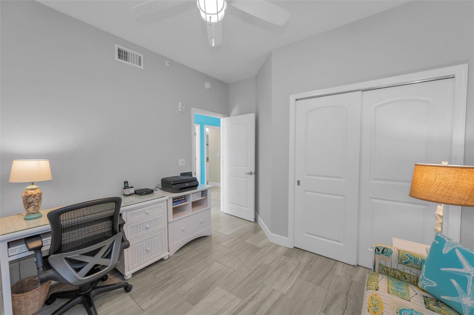 DOLPHIN KEY CONDO - Residential