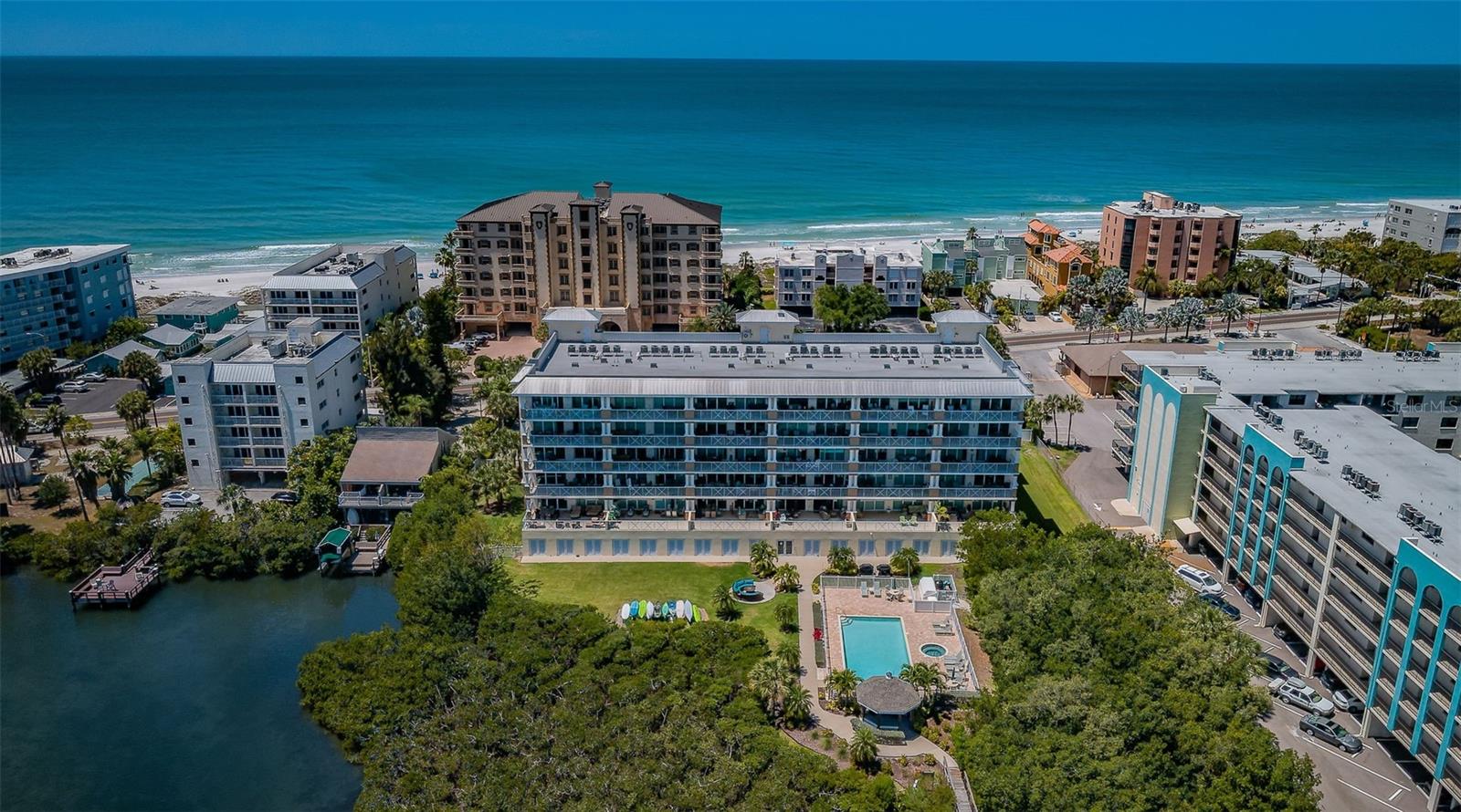 DOLPHIN KEY CONDO - Residential