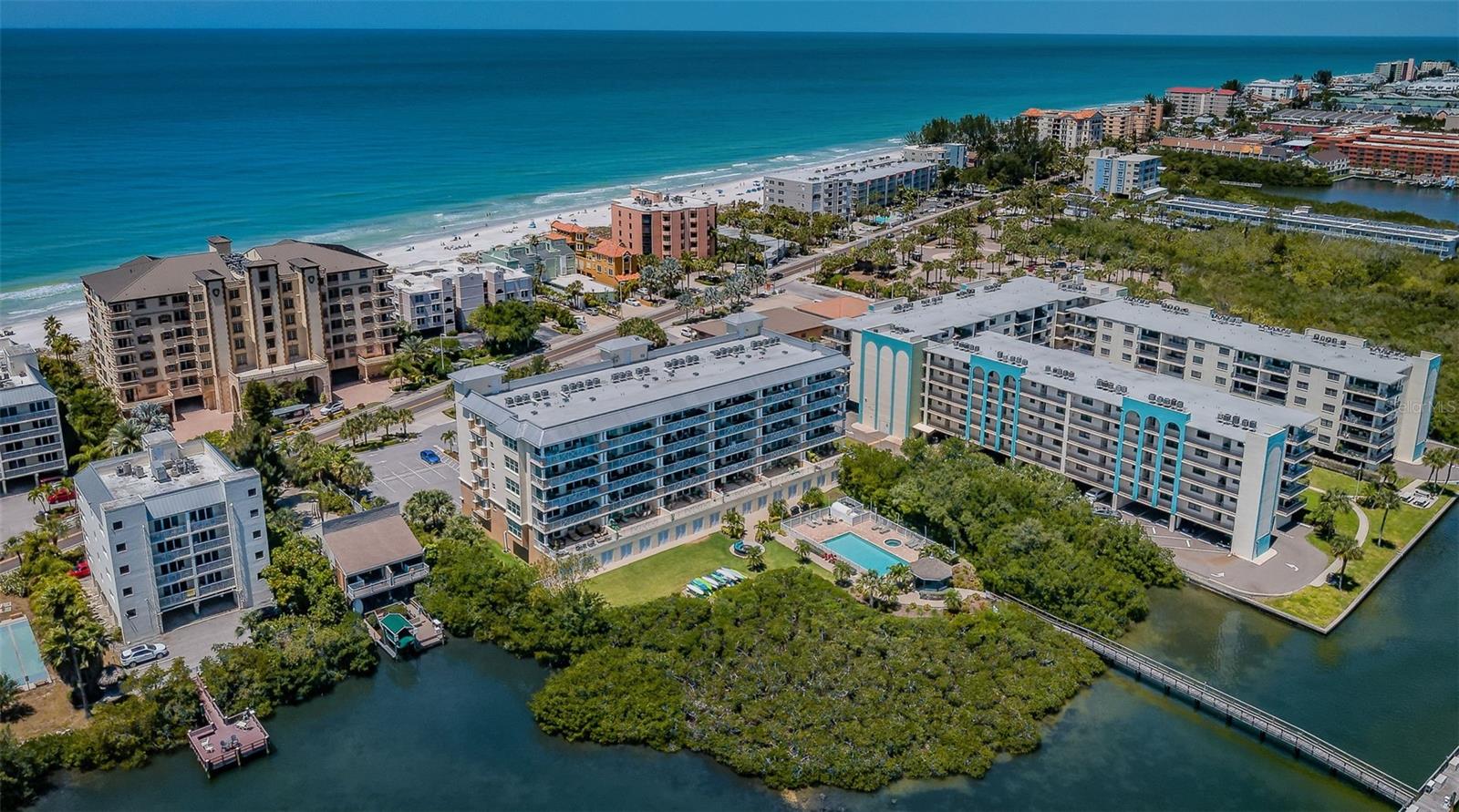 DOLPHIN KEY CONDO - Residential