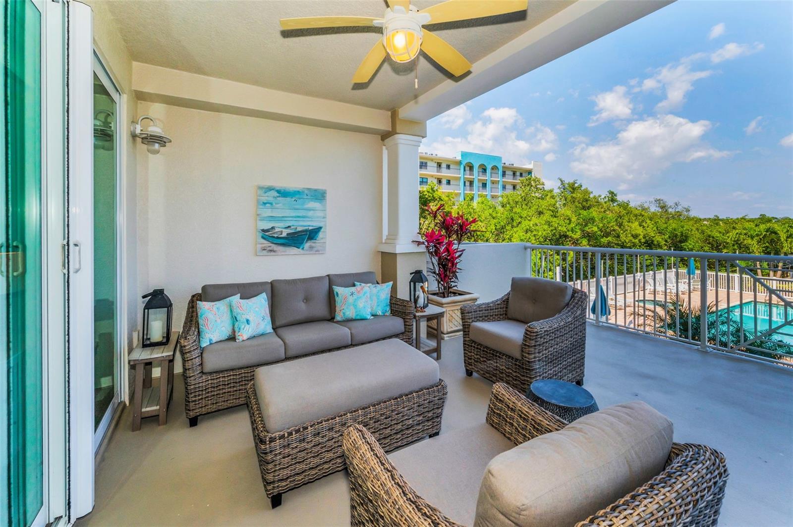 DOLPHIN KEY CONDO - Residential