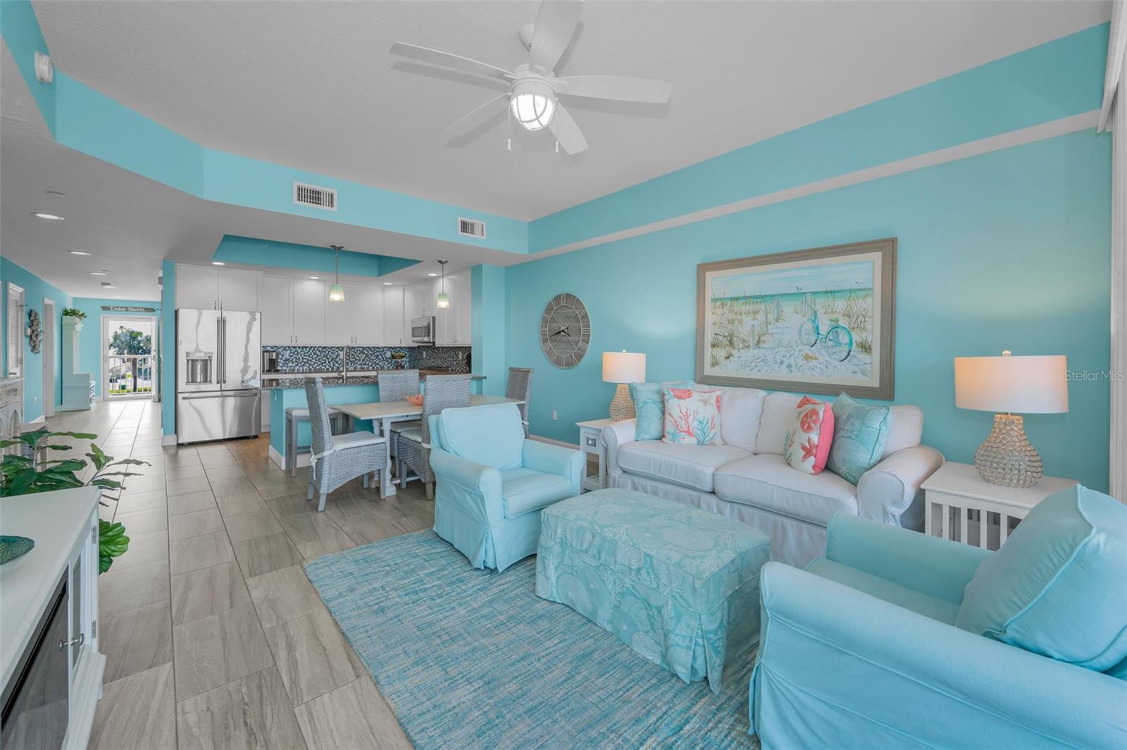 DOLPHIN KEY CONDO - Residential
