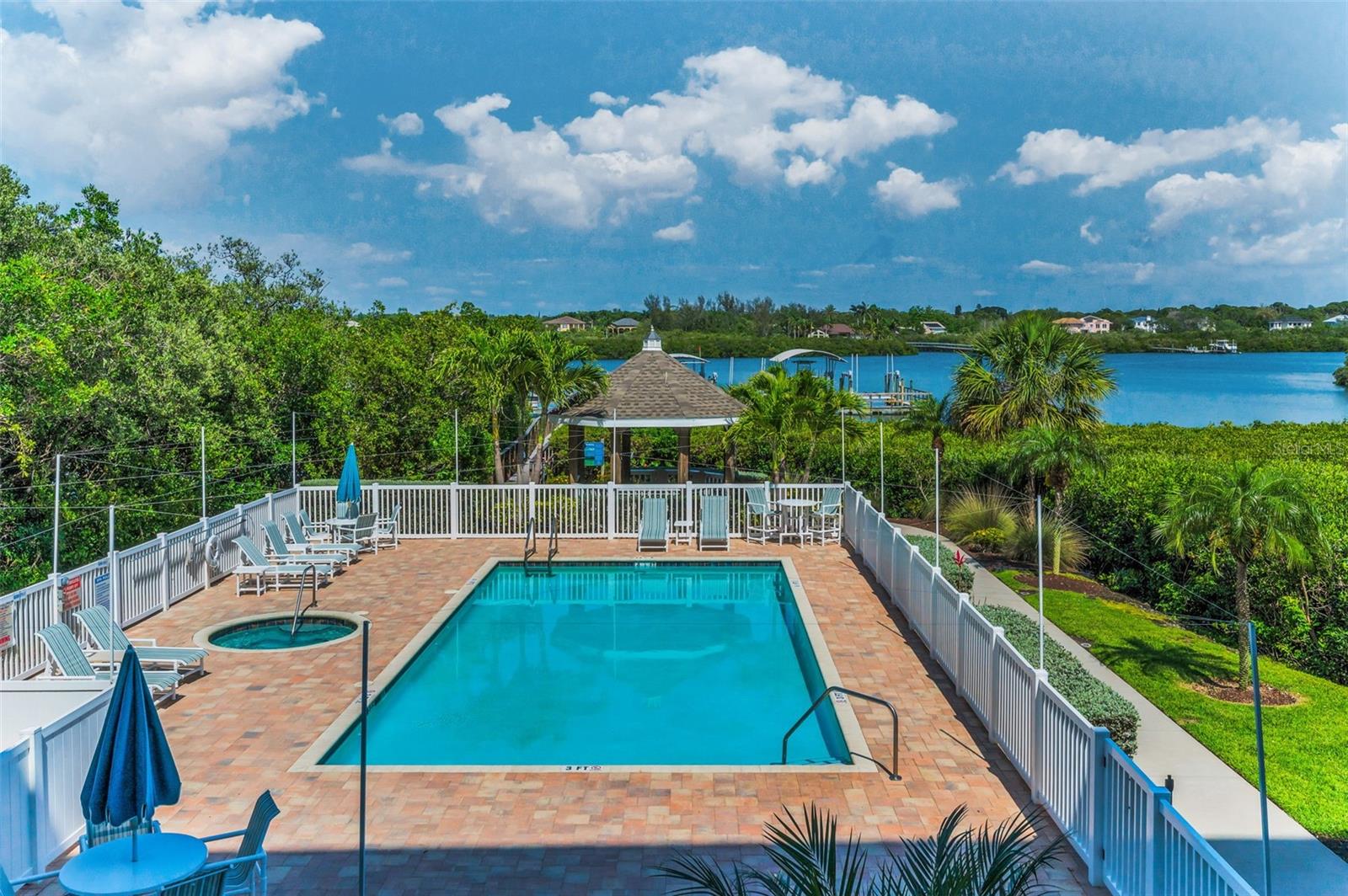 DOLPHIN KEY CONDO - Residential