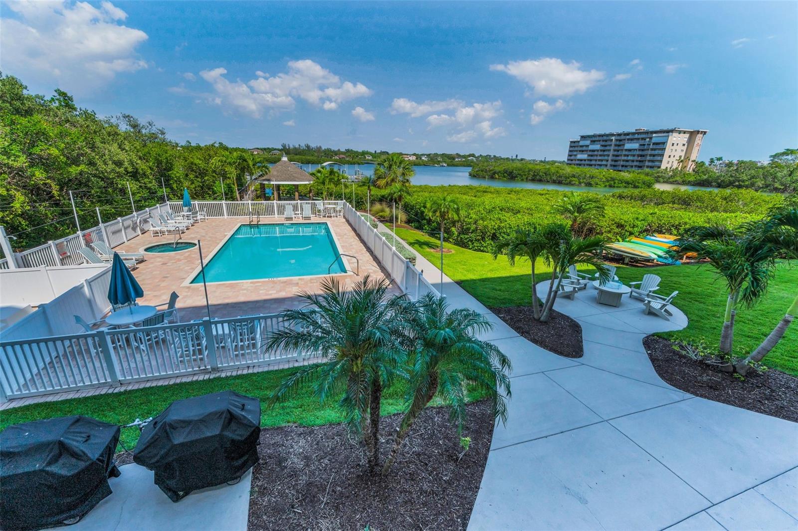DOLPHIN KEY CONDO - Residential