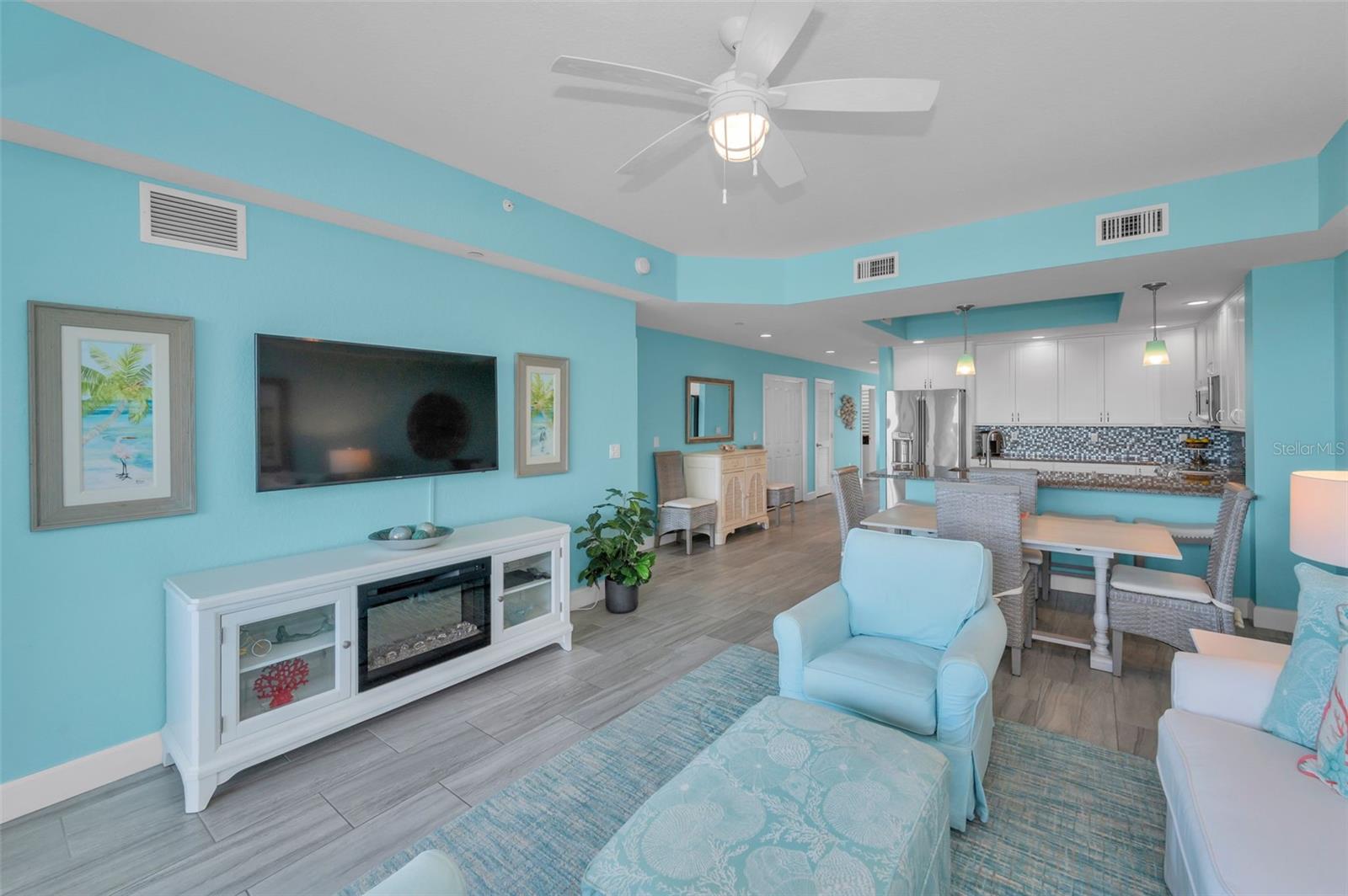 DOLPHIN KEY CONDO - Residential