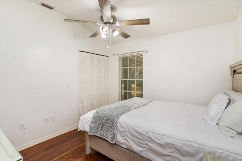 Tiny photo for 17249 Holly Court, Umatilla, FL 32784 (MLS # O6415006)