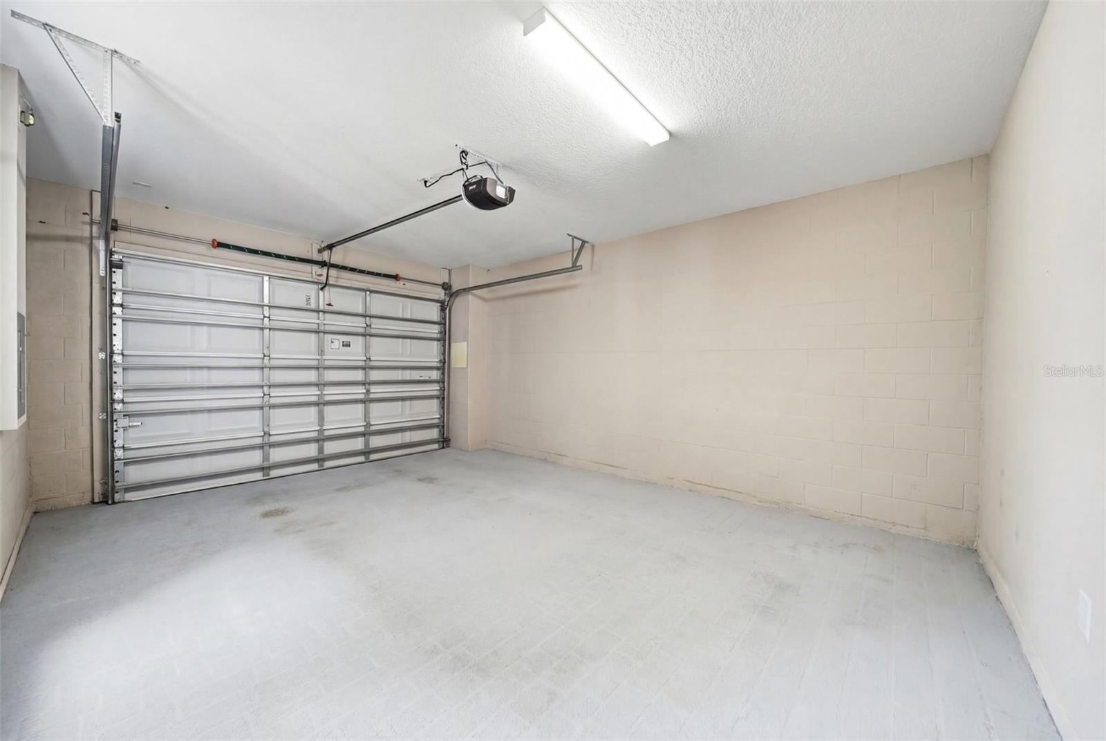 GREENS AT TUSCAWILLA - Residential