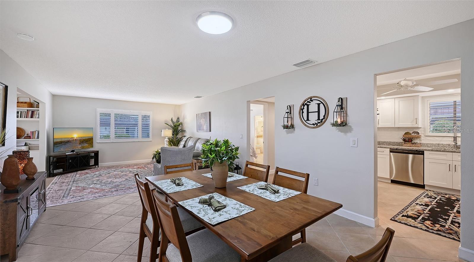 GLEN OAKS RIDGE VILLAS 1 - Residential