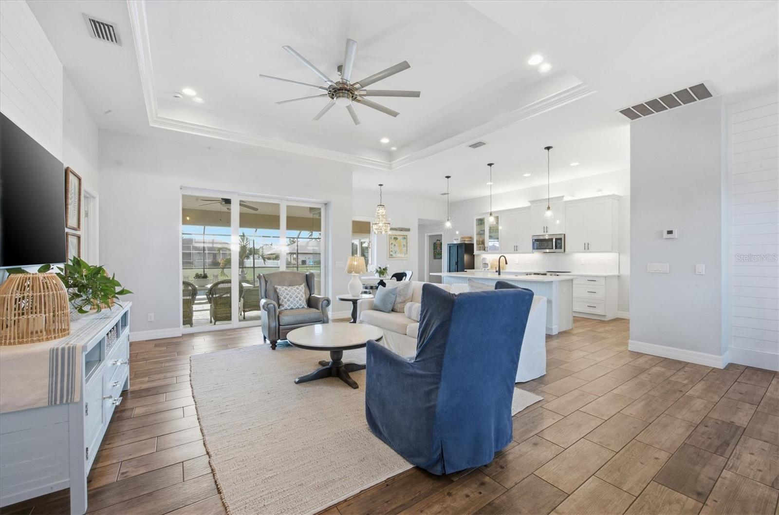 ROTONDA WEST LONG MEADOW - Residential