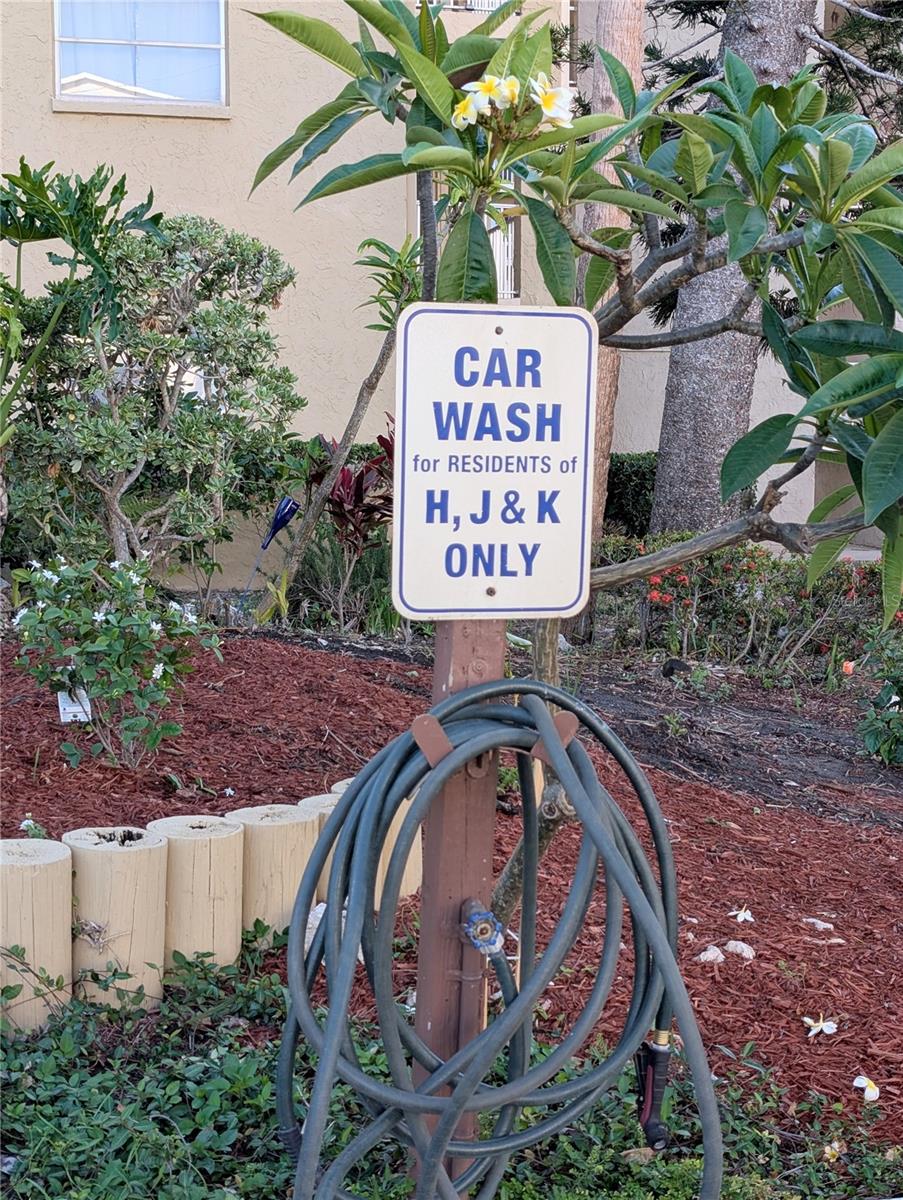 BAYSHORE ON THE LAKE APTS II SEC 2 - Residential