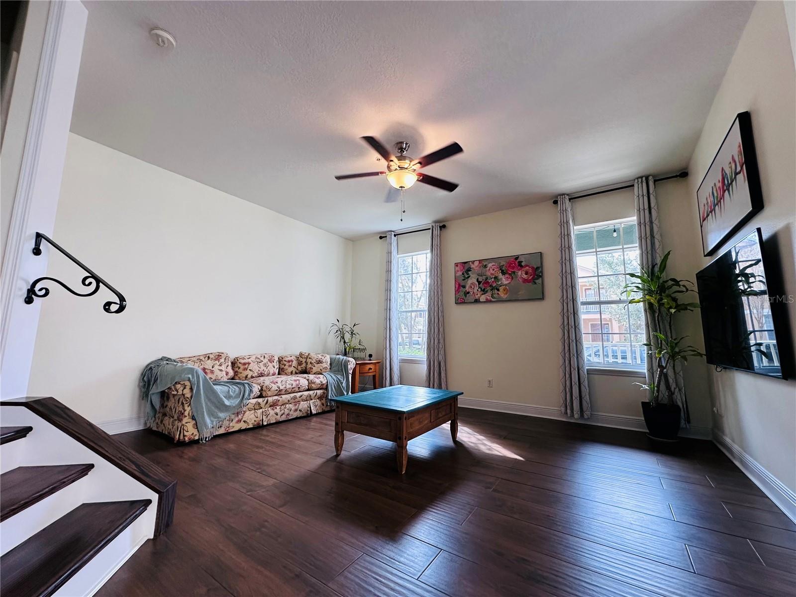 VILLAS/EAST PARK - Residential