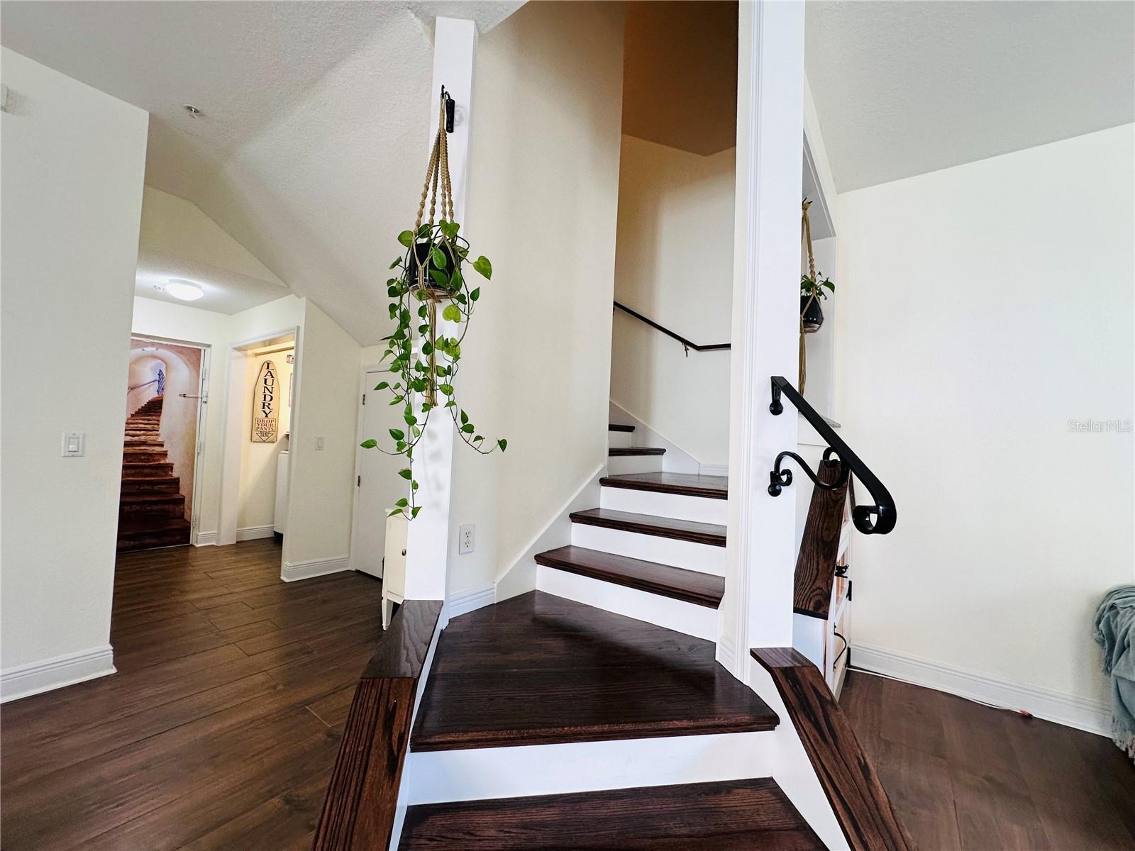 VILLAS/EAST PARK - Residential