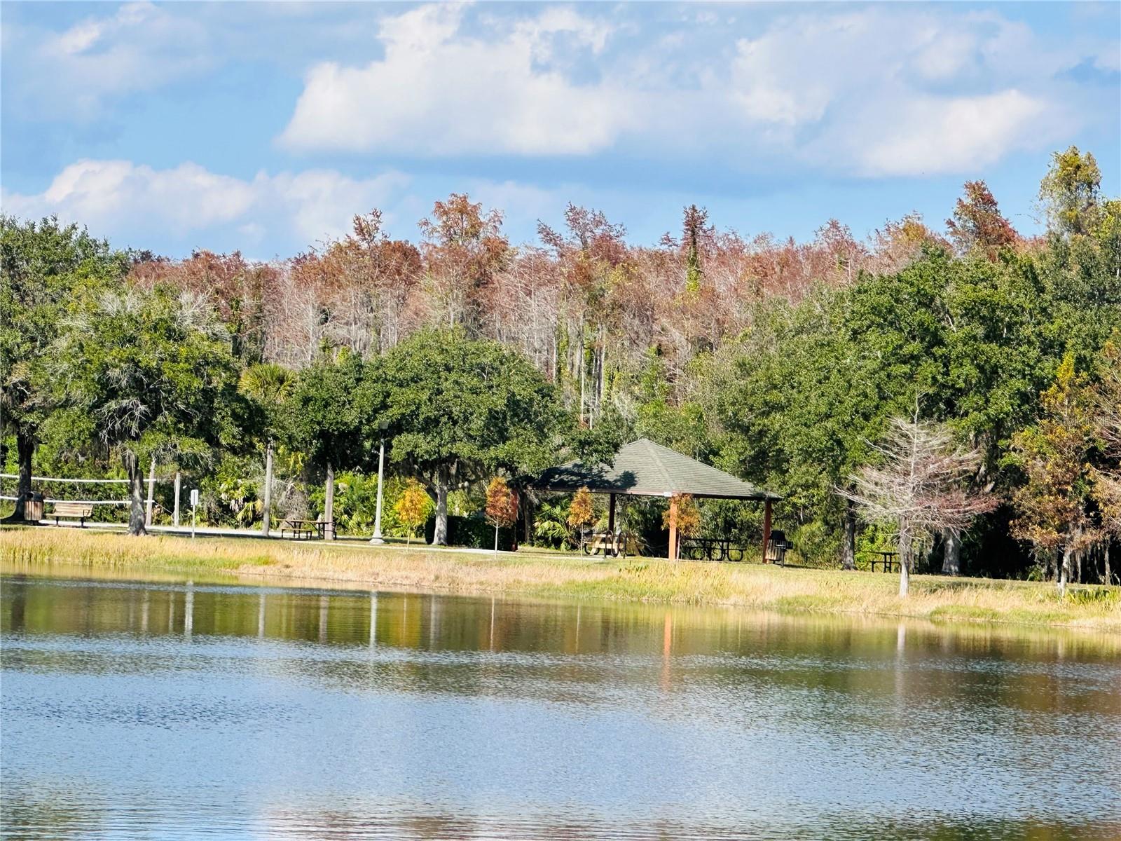 VILLAS/EAST PARK - Residential