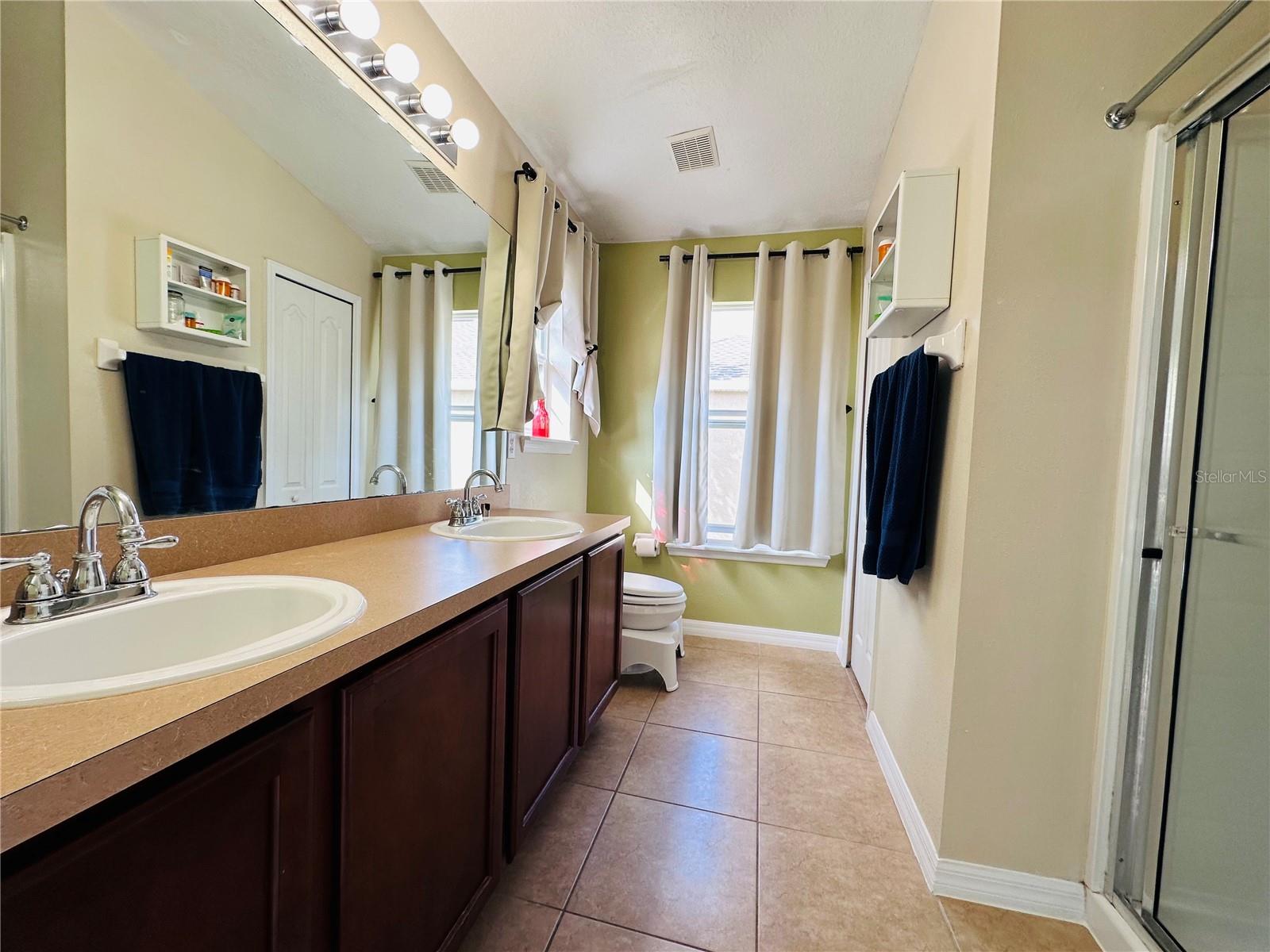 VILLAS/EAST PARK - Residential