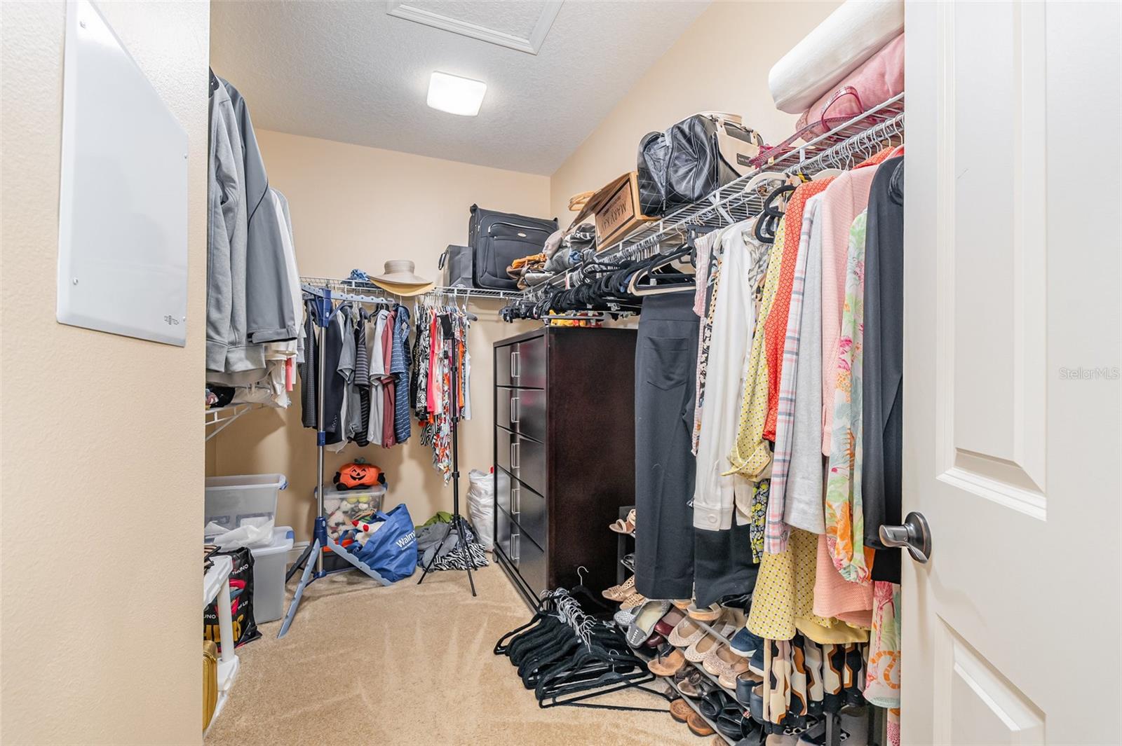 THE GREAT OUTDOORS XIX - Residential