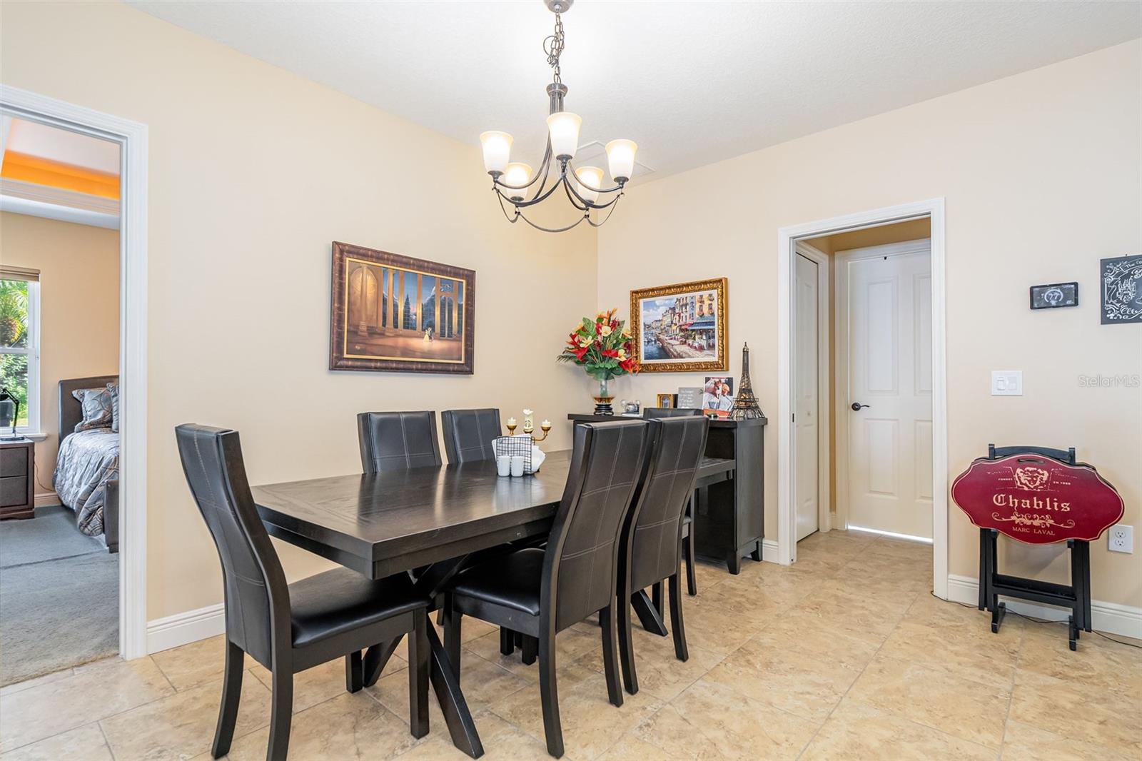 THE GREAT OUTDOORS XIX - Residential