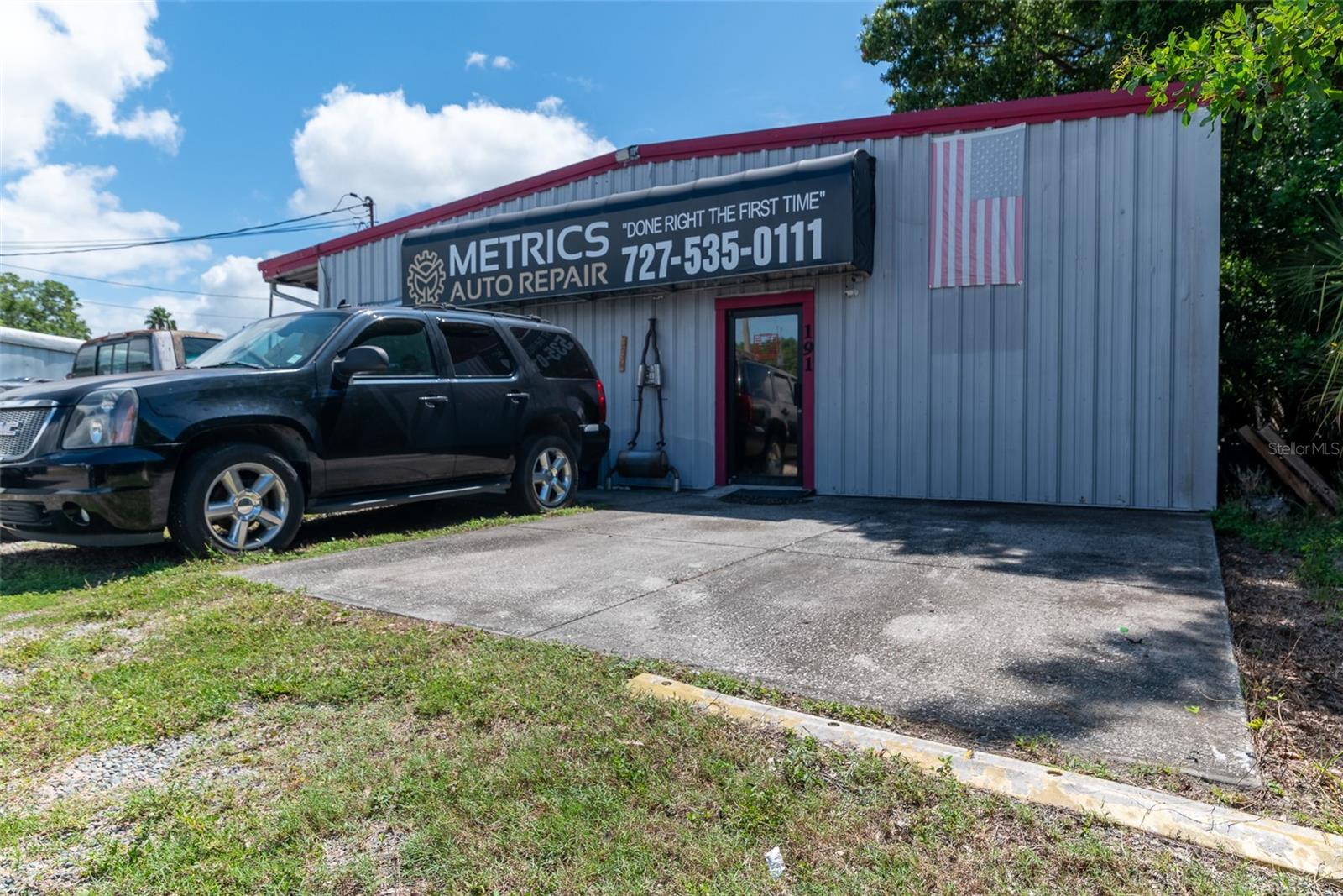 PINELLAS GROVES - Commercial Sale