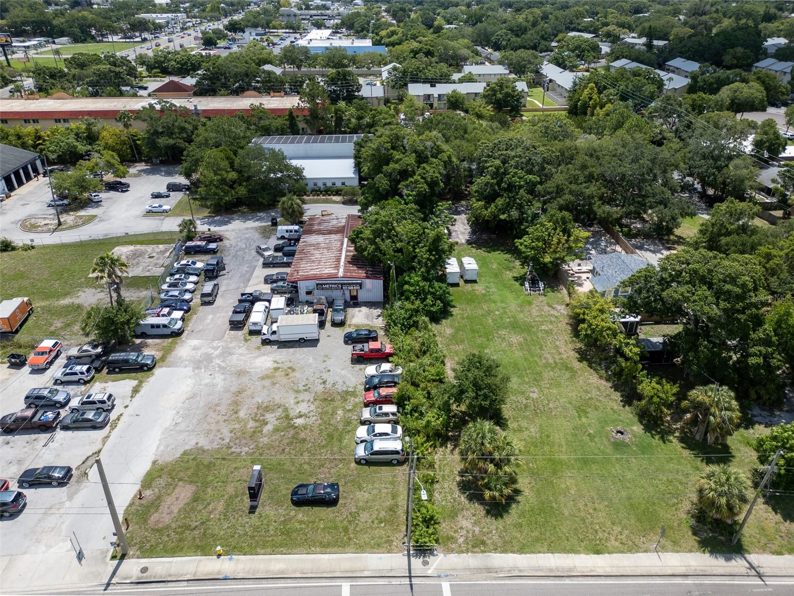 PINELLAS GROVES - Commercial Sale
