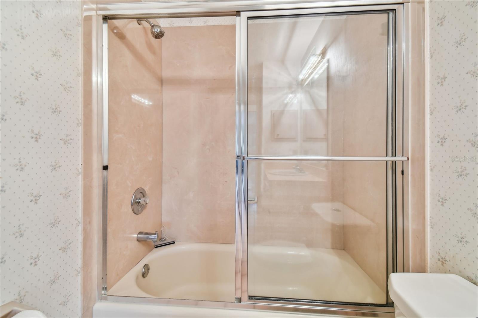 WEDGEWOOD MANOR PH 01 02 - Residential