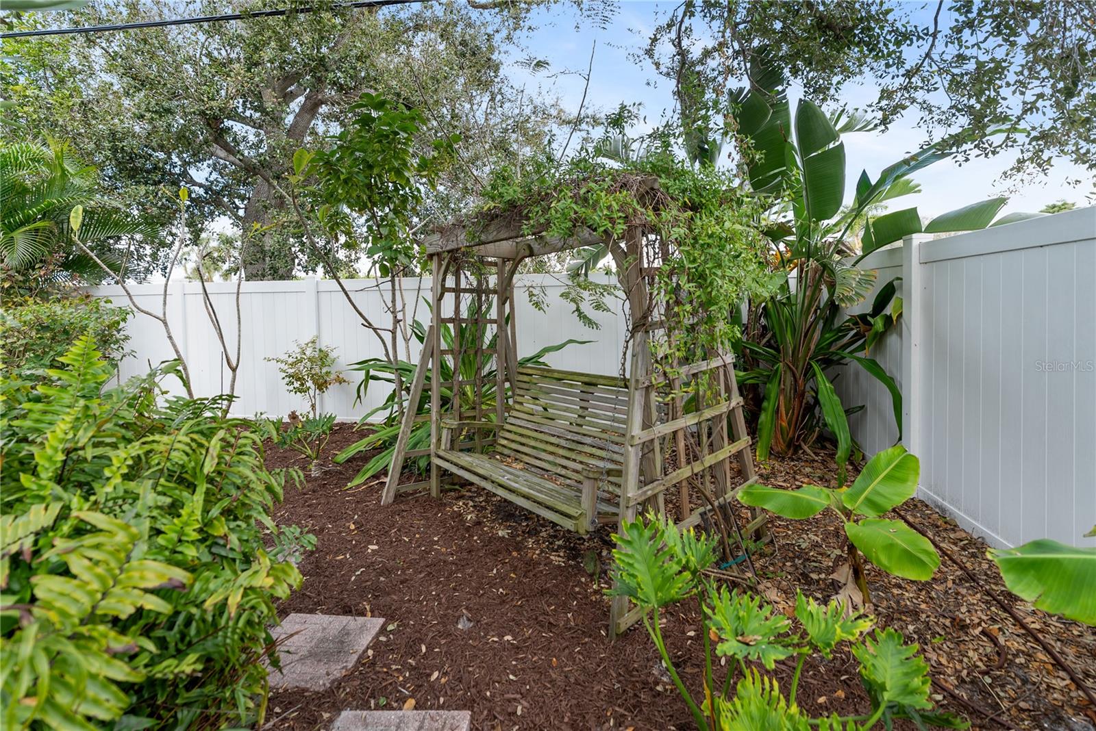 POINTE WEST FIRST ADD - Residential