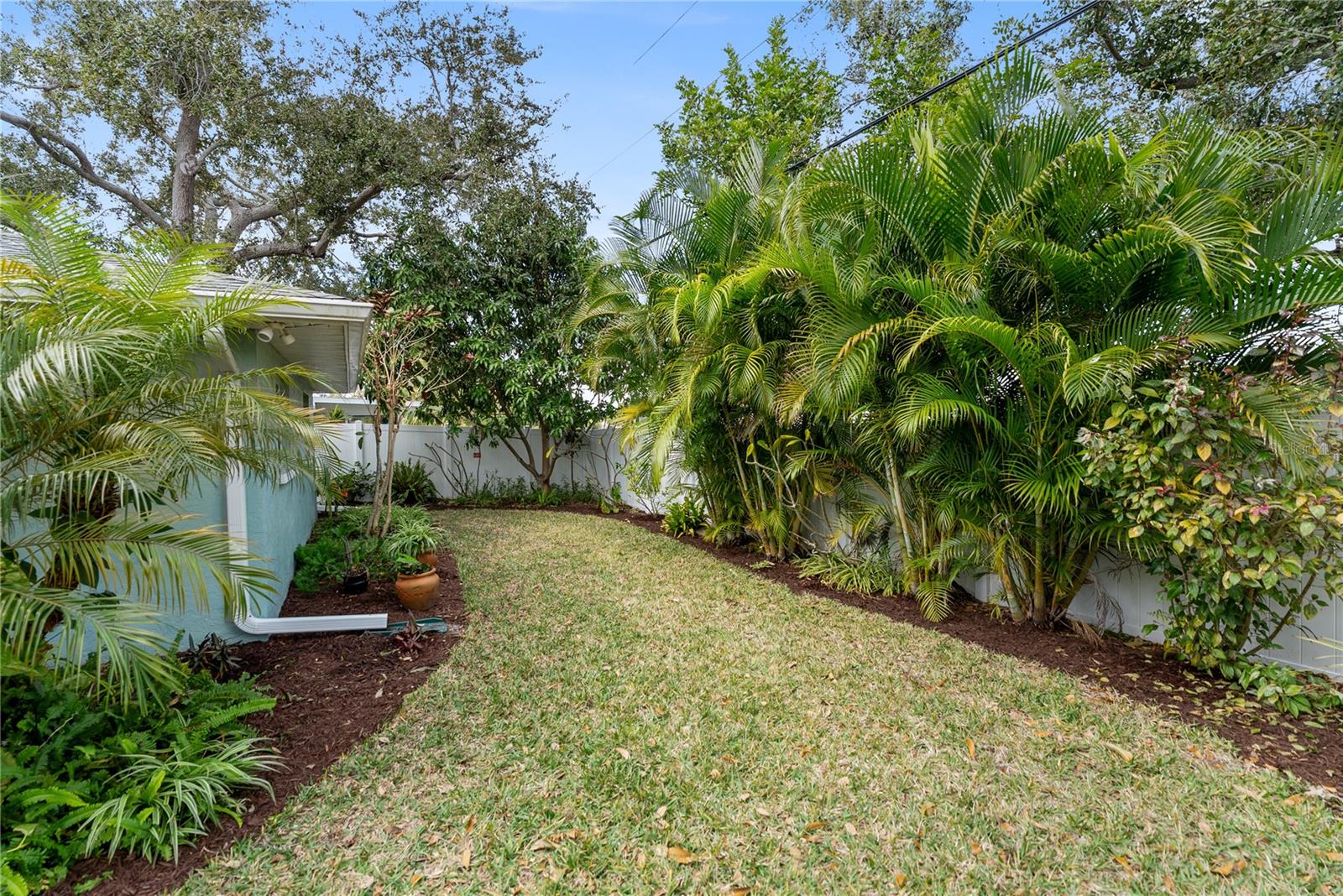 POINTE WEST FIRST ADD - Residential