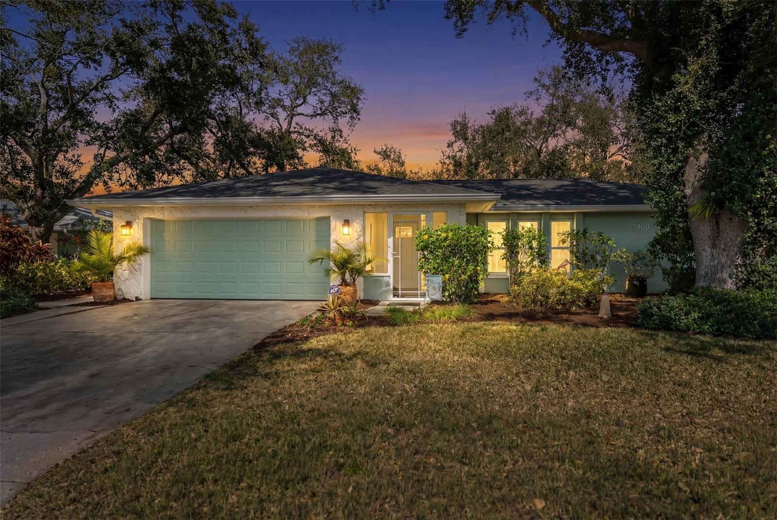 POINTE WEST FIRST ADD - Residential